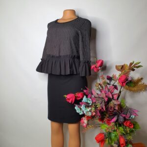 Women's Thrift gown Size: 12-14