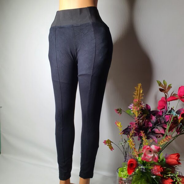 Women's Thrift trouser Size: 12- 14